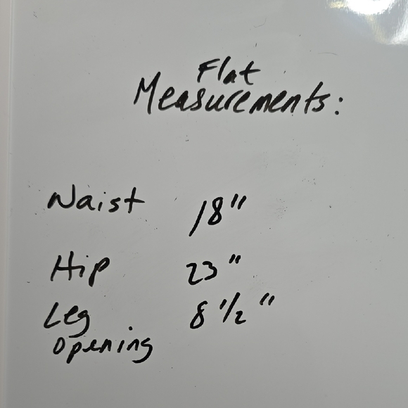 Democracy Light Blue Jeans with Embroidered Floral Accents Size 16w - Picture 12 of 14